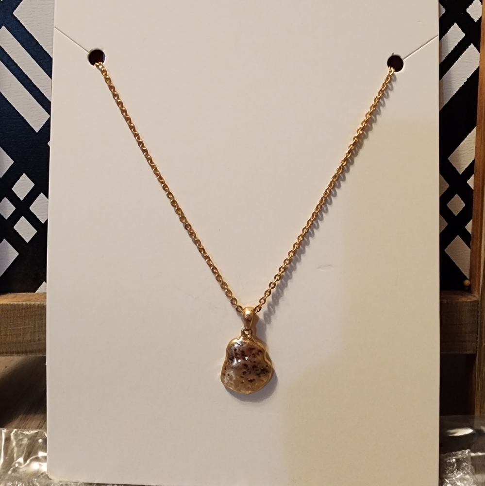 NWT Torrid Hammered Gold Nugget Necklace